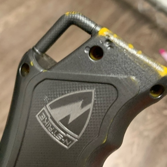 Set of 3 NERF guns. Not working - Picture 7 of 16